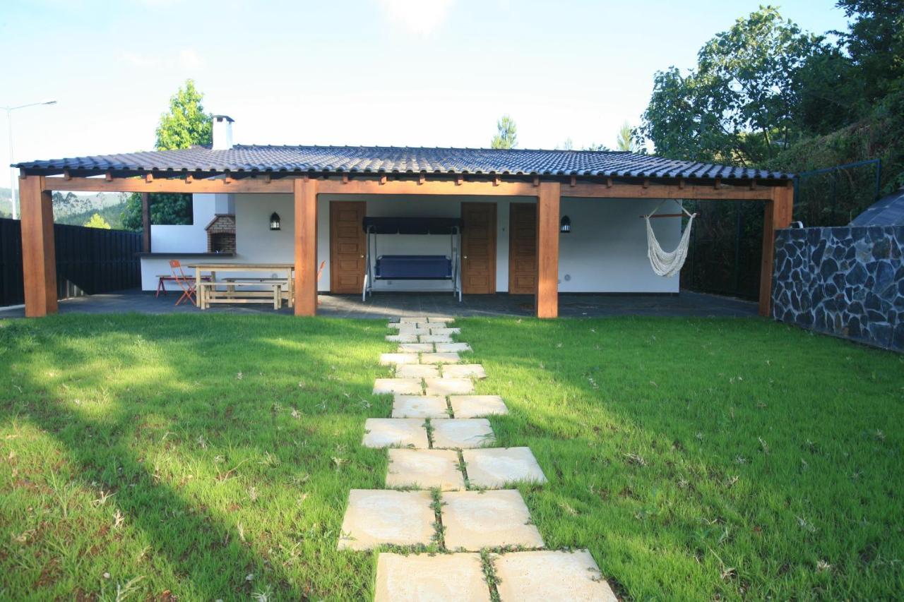 Casa Ribeira De Pera Villa Castanheira de Pera Luaran gambar