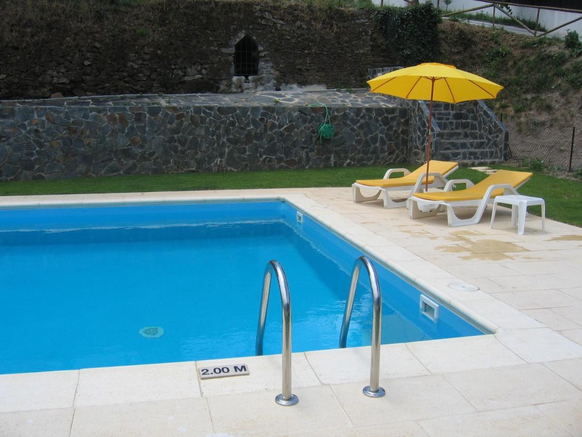 Casa Ribeira De Pera Villa Castanheira de Pera Luaran gambar