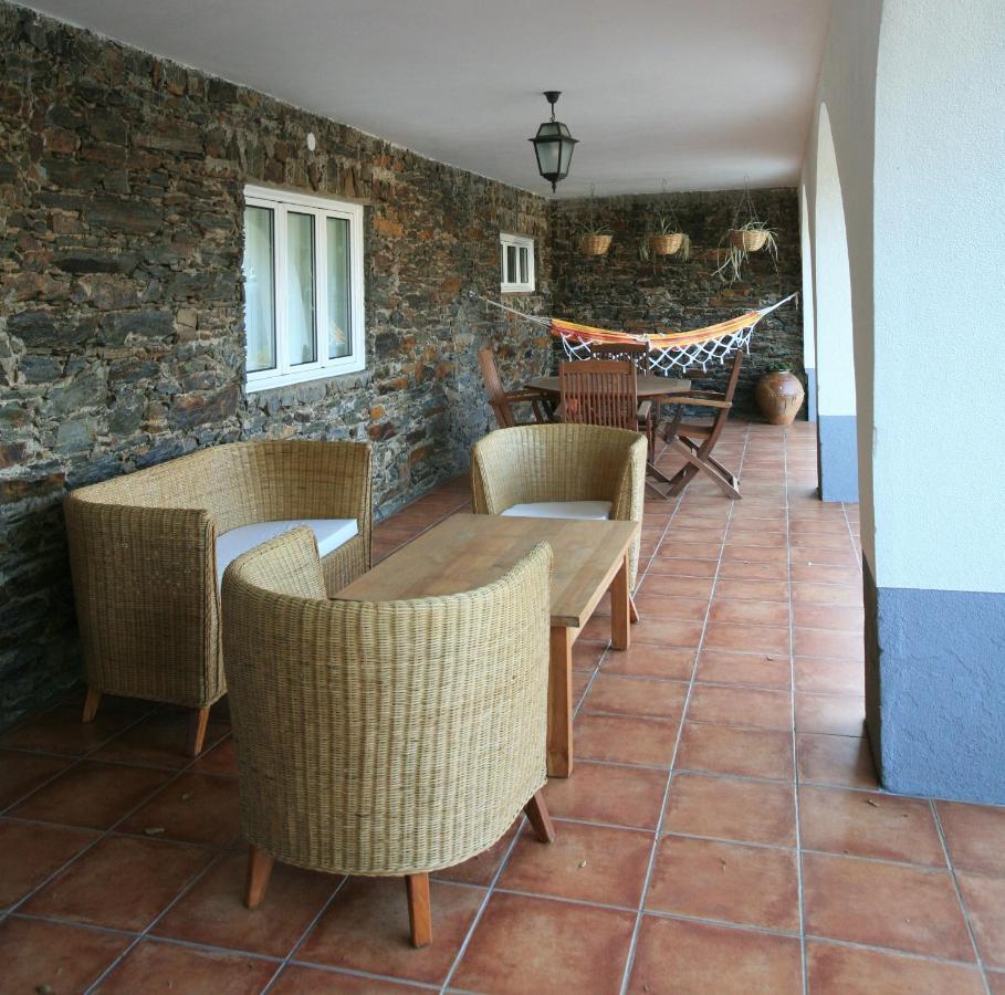Casa Ribeira De Pera Villa Castanheira de Pera Luaran gambar